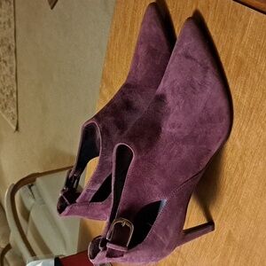 Calvin Klein 10 Shelby cut out buckle high heels